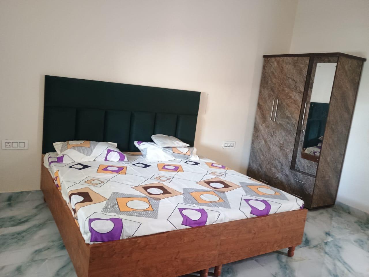 2BHK Fully Furnished Independent Flat With 2 AC