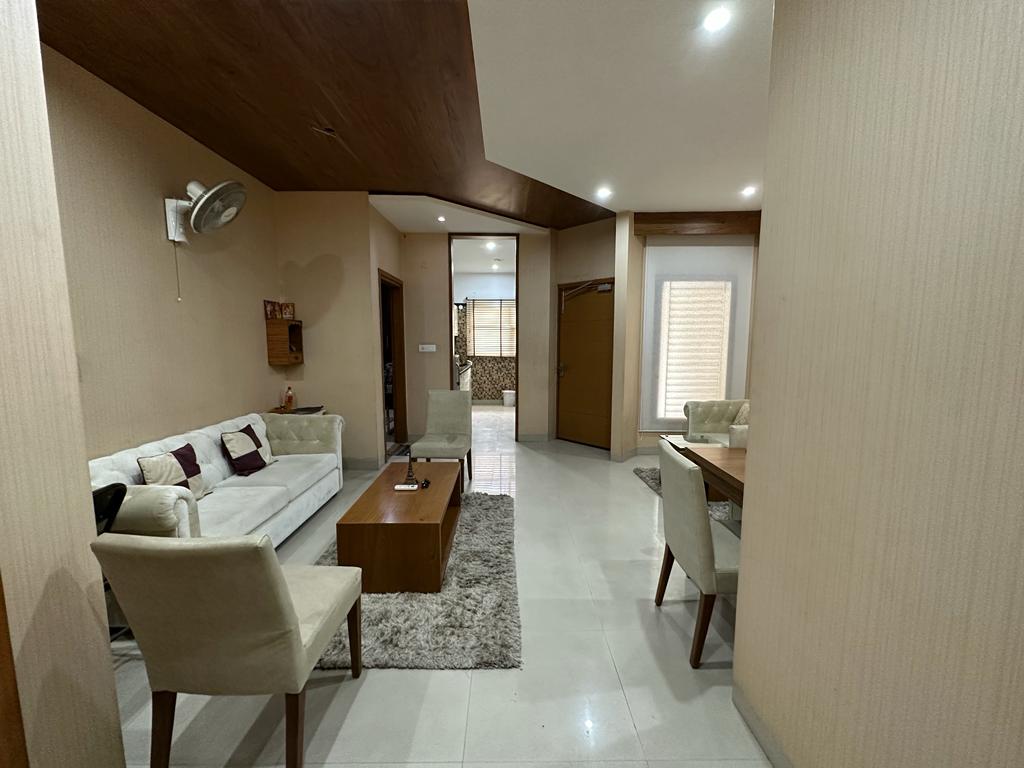 3BHK Flat with 4 AC at GBP Crest