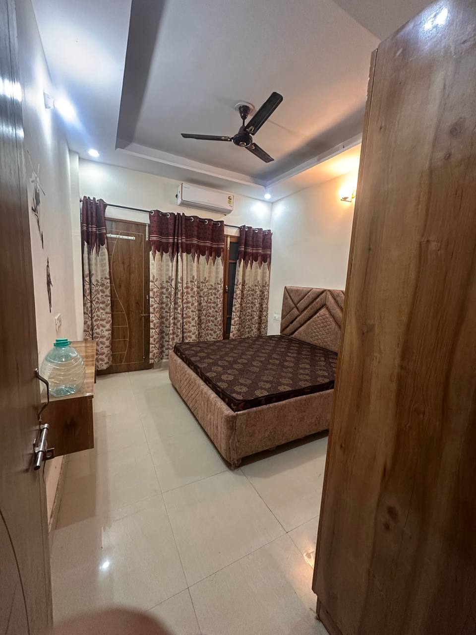 1BHK fully furnished only for boys