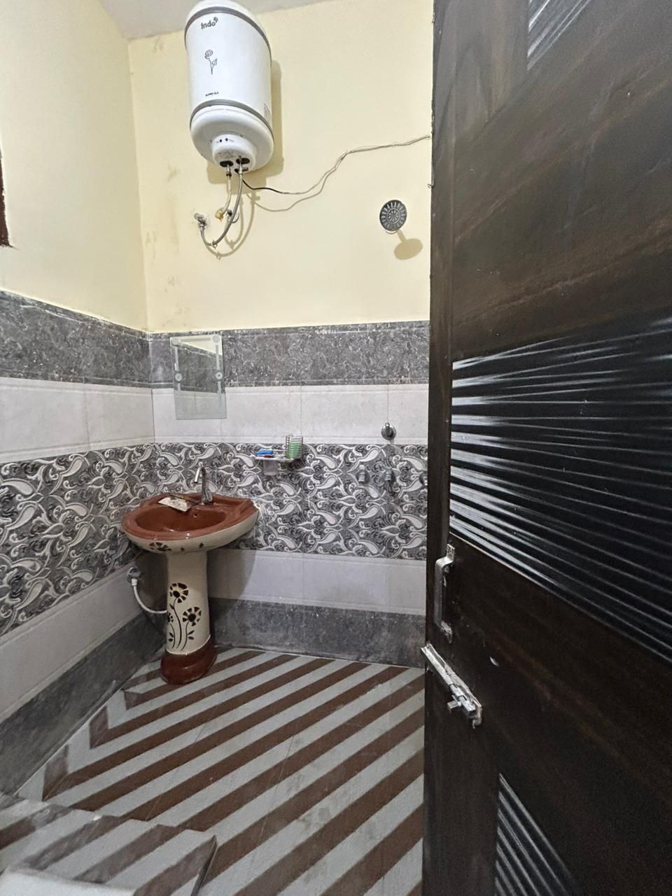 2BHK Indipendent Furnished House available in Sarpanch Colony