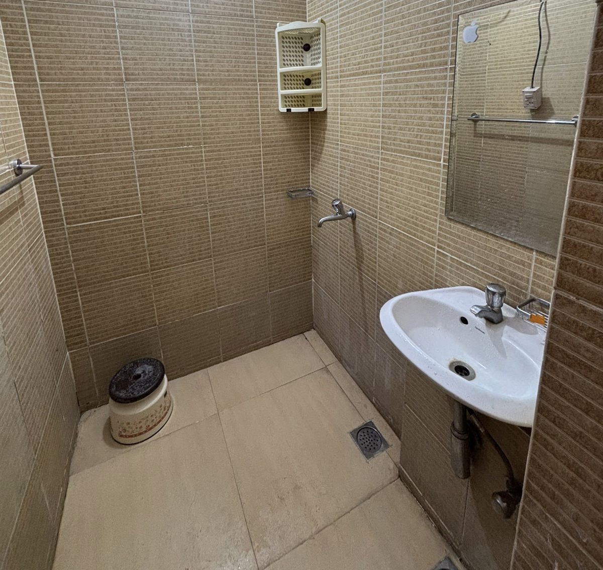 1Rk in Purab premium apartments sec 88